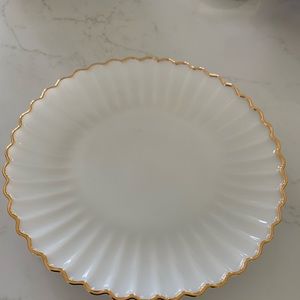 perfect shape 14” fire king with 22 K rim anniversary plate